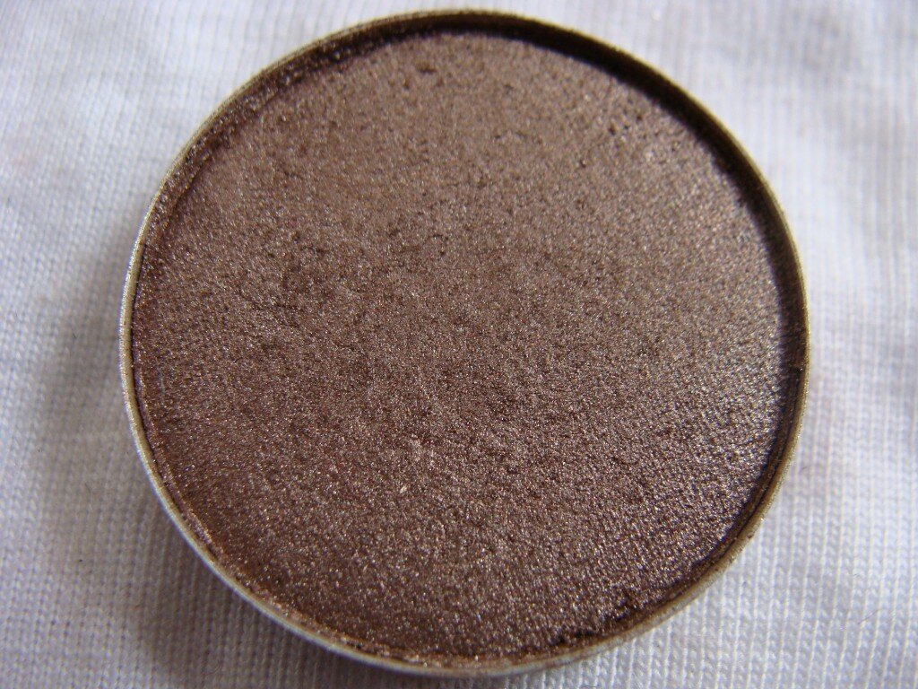 mac satin taupe eyeshadow